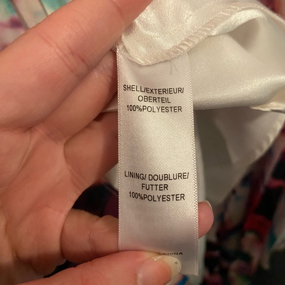 Aidan Mattox Tie Dye VNeck Pleated Dress - Picture 11 of 15